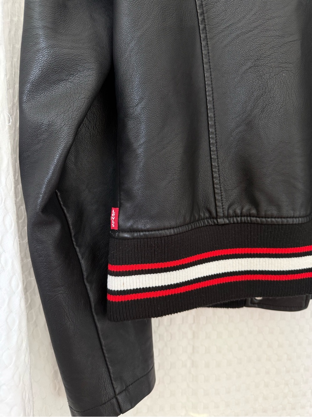 Levi’s Faux Leather Moto Jacket Varsity Stripe Rib Knit Hem Black Medium - Picture 7 of 8